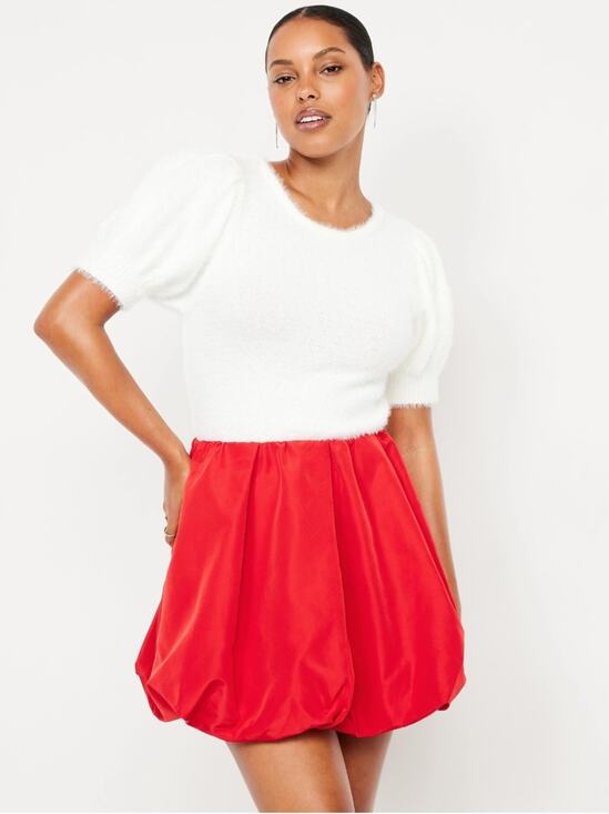 Old Navy Dresses & Skirts - Old Navy Amaryllis Red Taffeta Bubble Mini Skirt